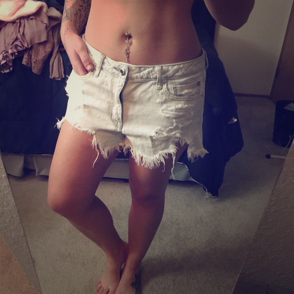 AE distressed shorts